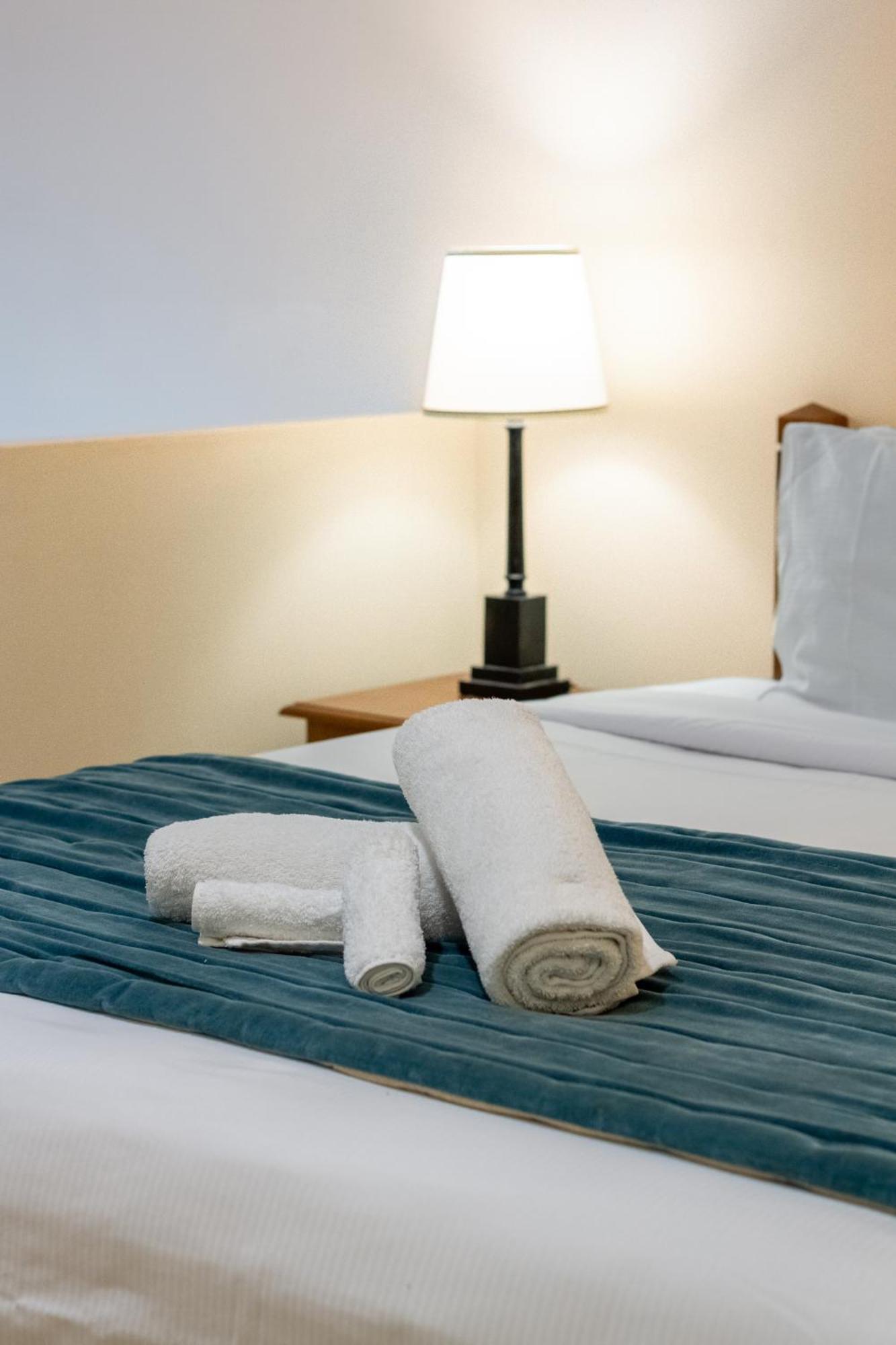 Beauty In The Cbd - 1Bed Free Parking Pool Lejlighed Christchurch Eksteriør billede